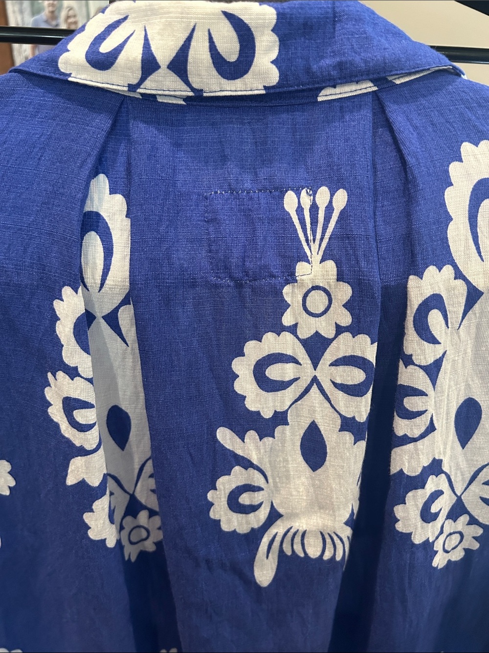 Umgee Royal Blue and White Floral Button-Down Shirt Size: Oversized Medium - Picture 6 of 7